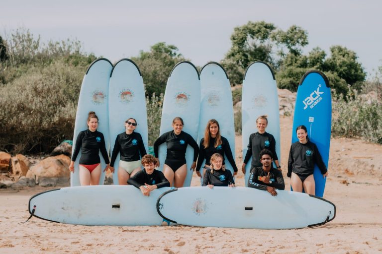 Arugambay Surf Center